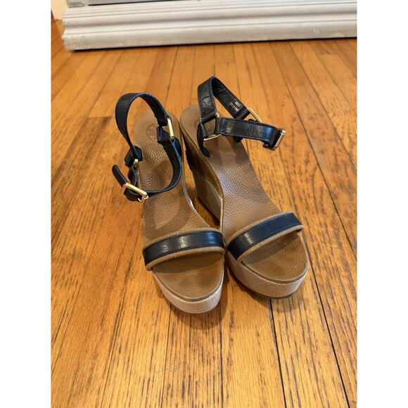 Tory Burch Wedges Size 10 Two Tone Black Leather Logo Khaki Brown Burlap EUC - Picture 4 of 8